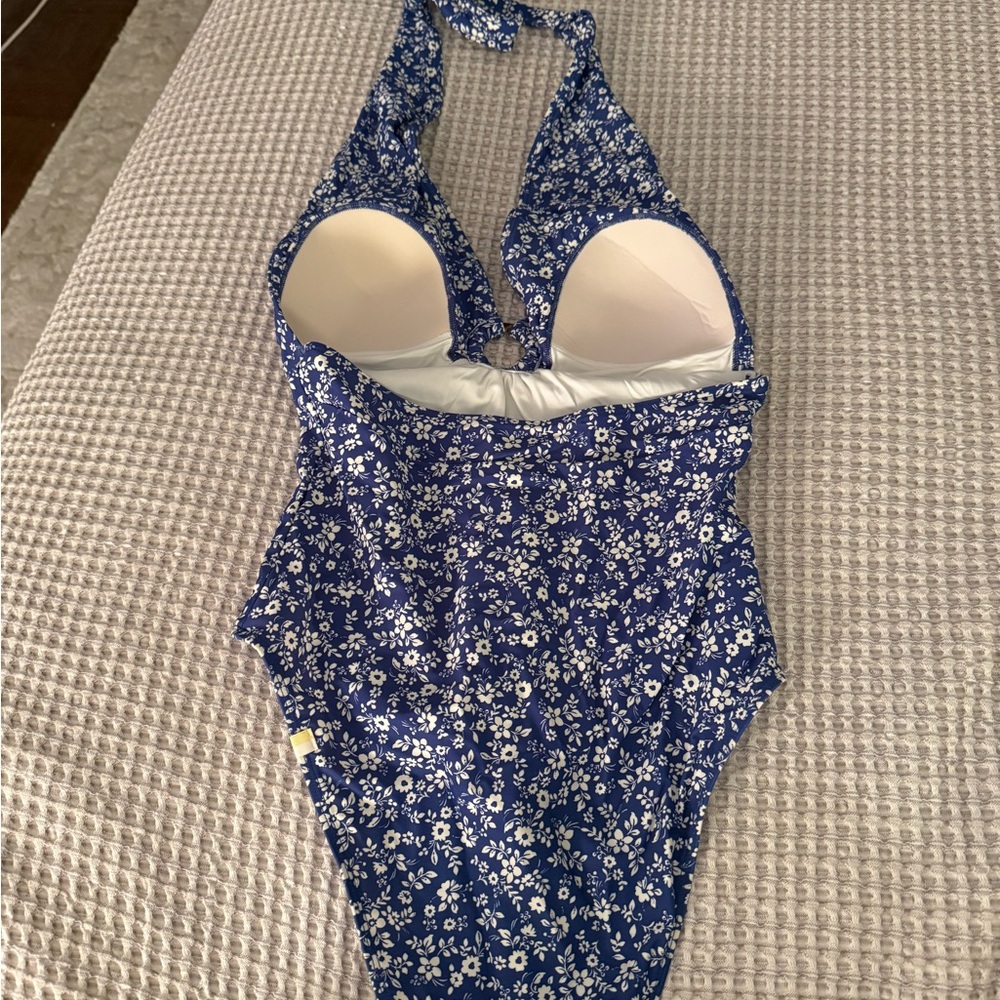 Summersalt ring halter plunge one piece - Picture 6 of 7